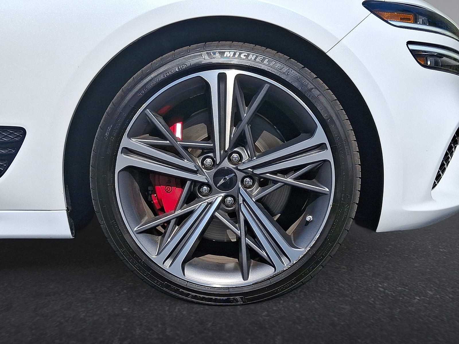 2025 Genesis G70 2.5T RWD