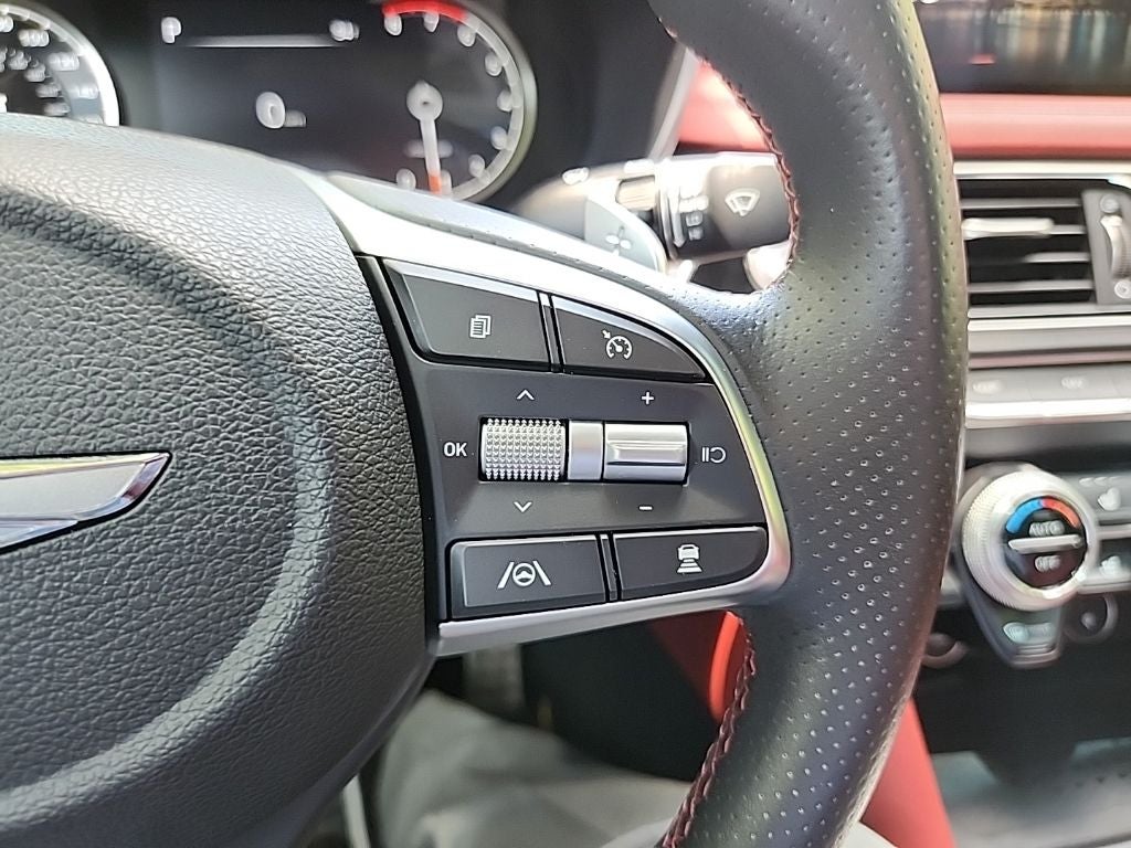 2023 Genesis G70 2.0T RWD