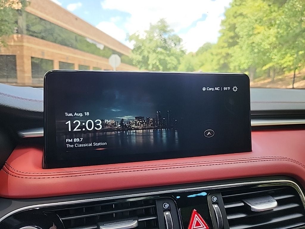 2023 Genesis G70 2.0T RWD