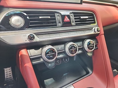 2023 Genesis G70 2.0T RWD