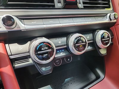 2023 Genesis G70 2.0T RWD