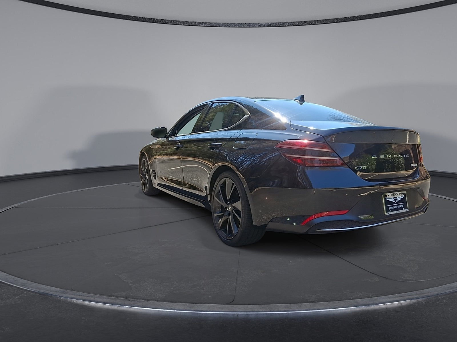 2023 Genesis G70 2.0T RWD