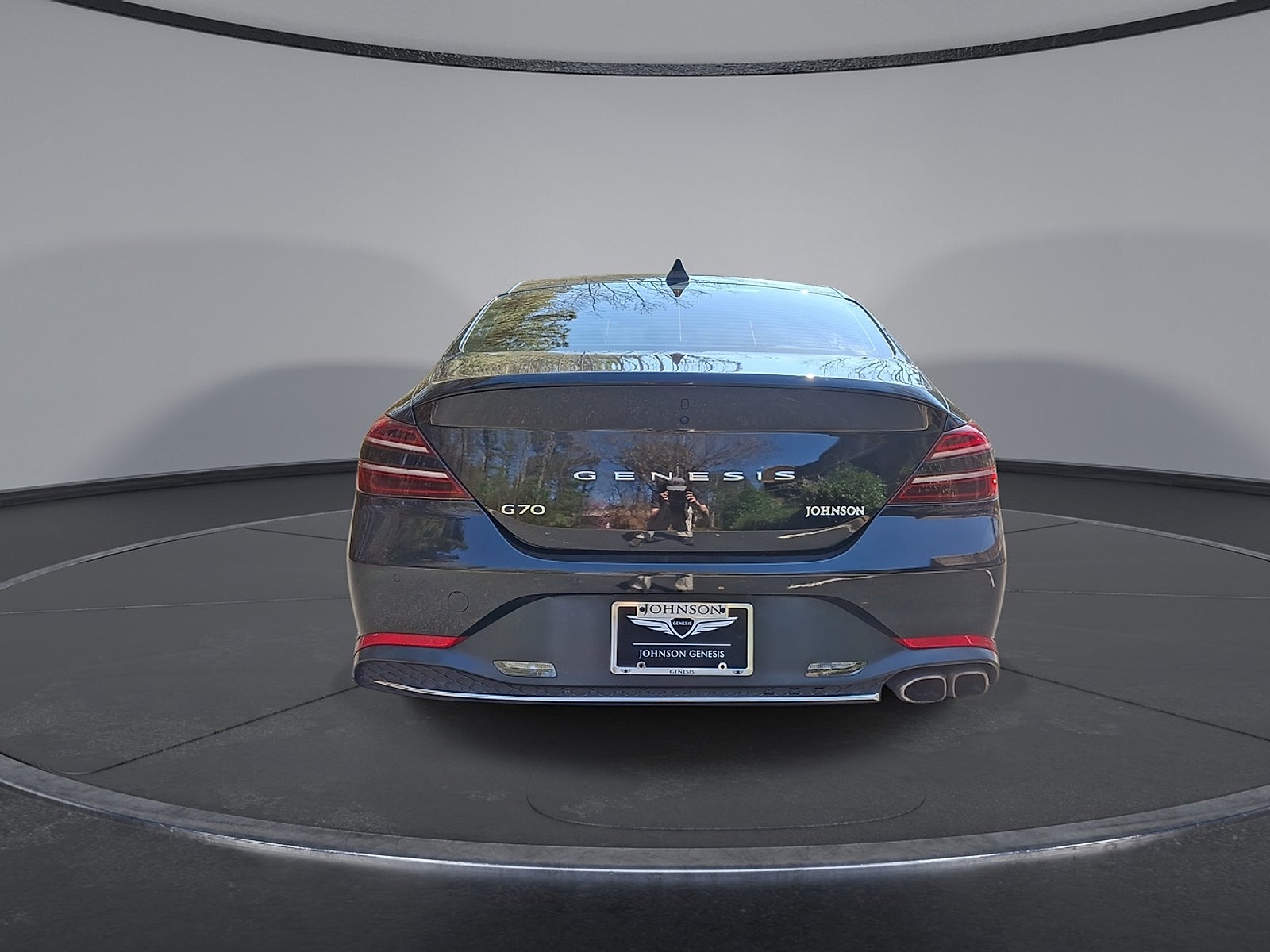 2023 Genesis G70 2.0T RWD