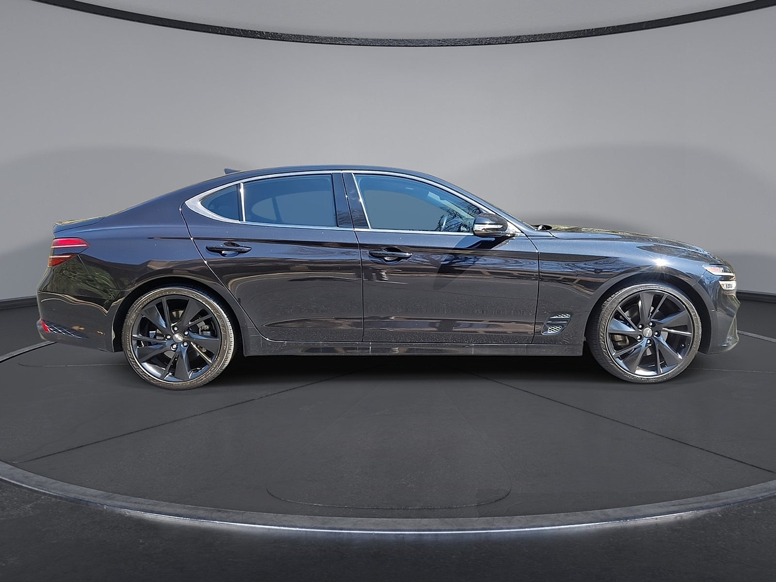 2023 Genesis G70 2.0T RWD