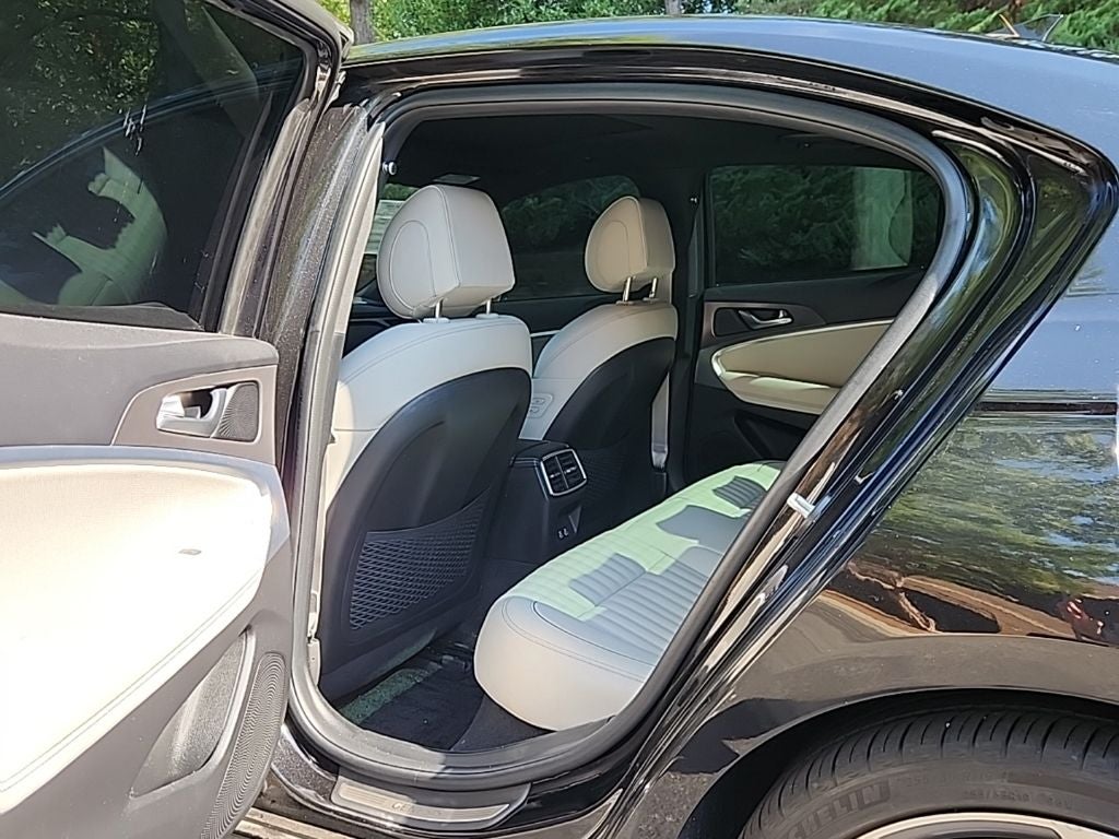 2024 Genesis G70 3.3T AWD Sport Advanced