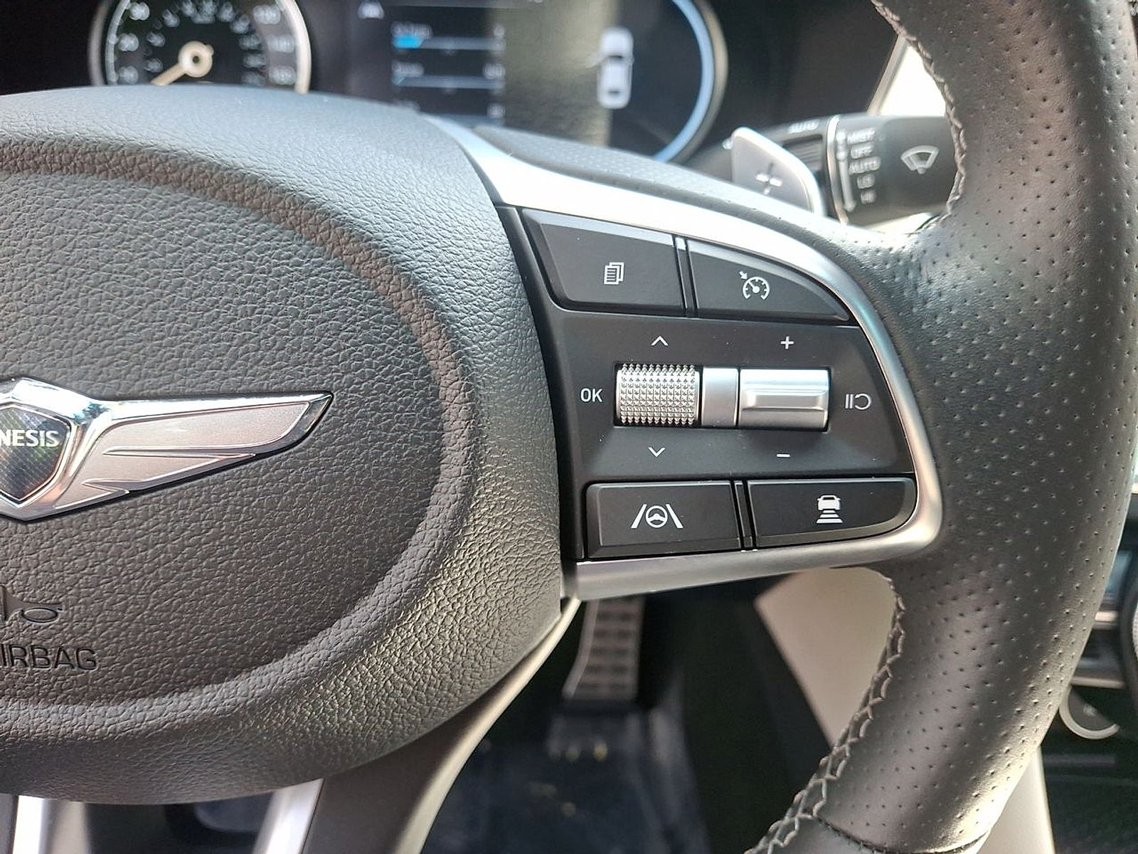 2023 Genesis G70 3.3T RWD