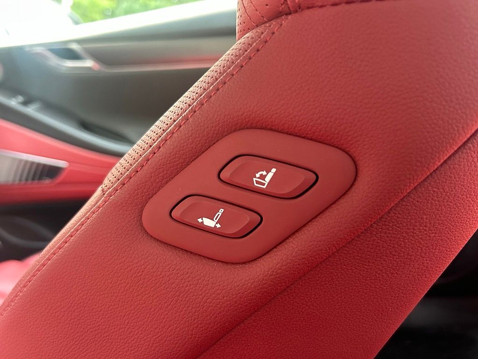 2024 Genesis G80 2.5T AWD