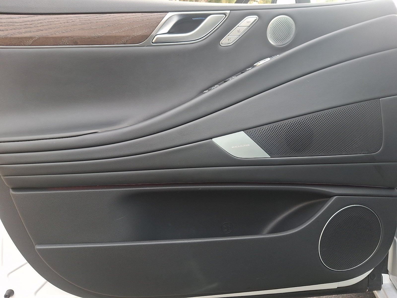 2025 Genesis G80 2.5T Advanced AWD