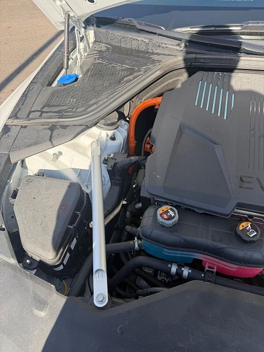 2024 Genesis Electrified G80 Advanced