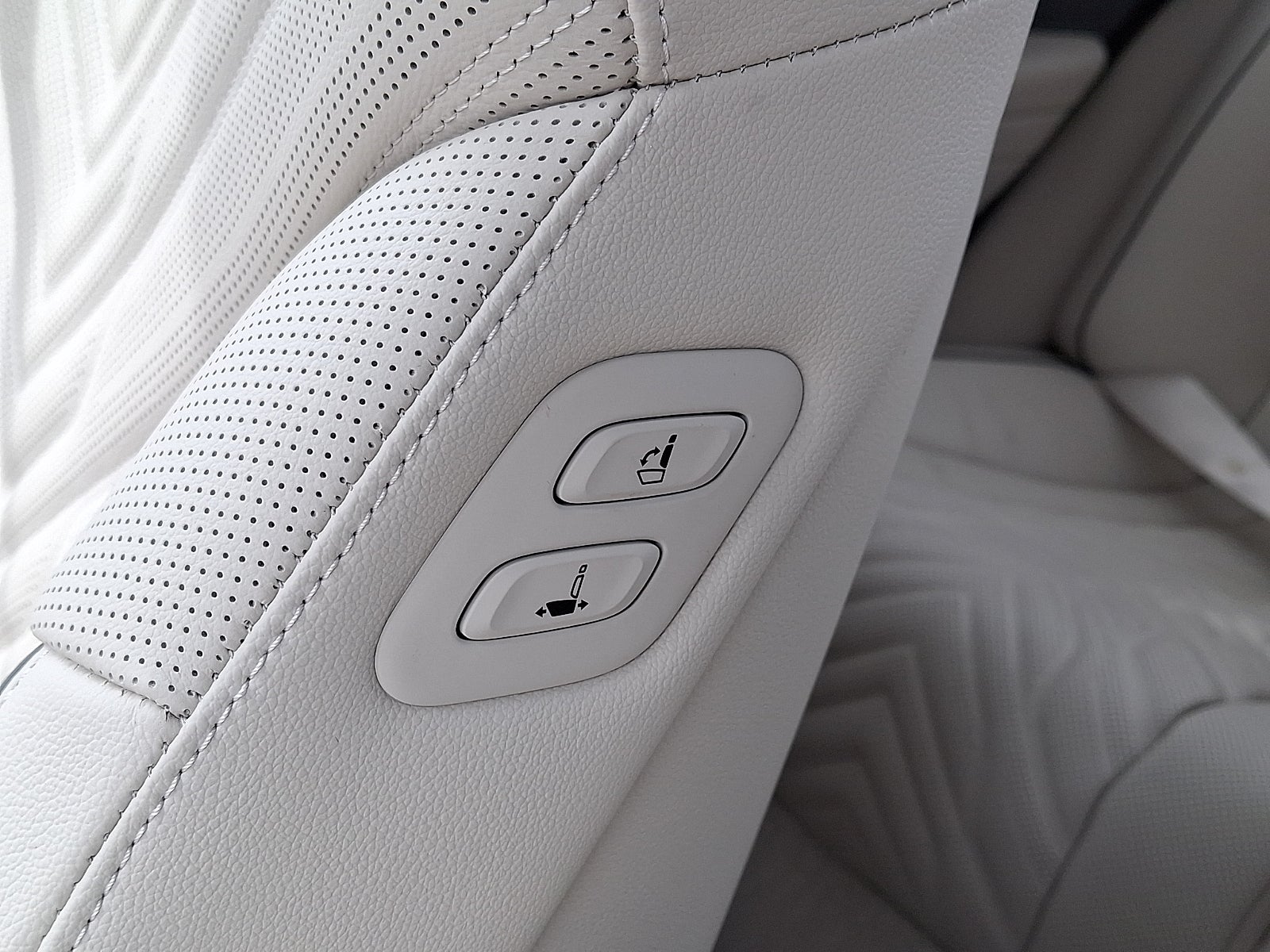 2025 Genesis G80 3.5T Sport Advanced AWD