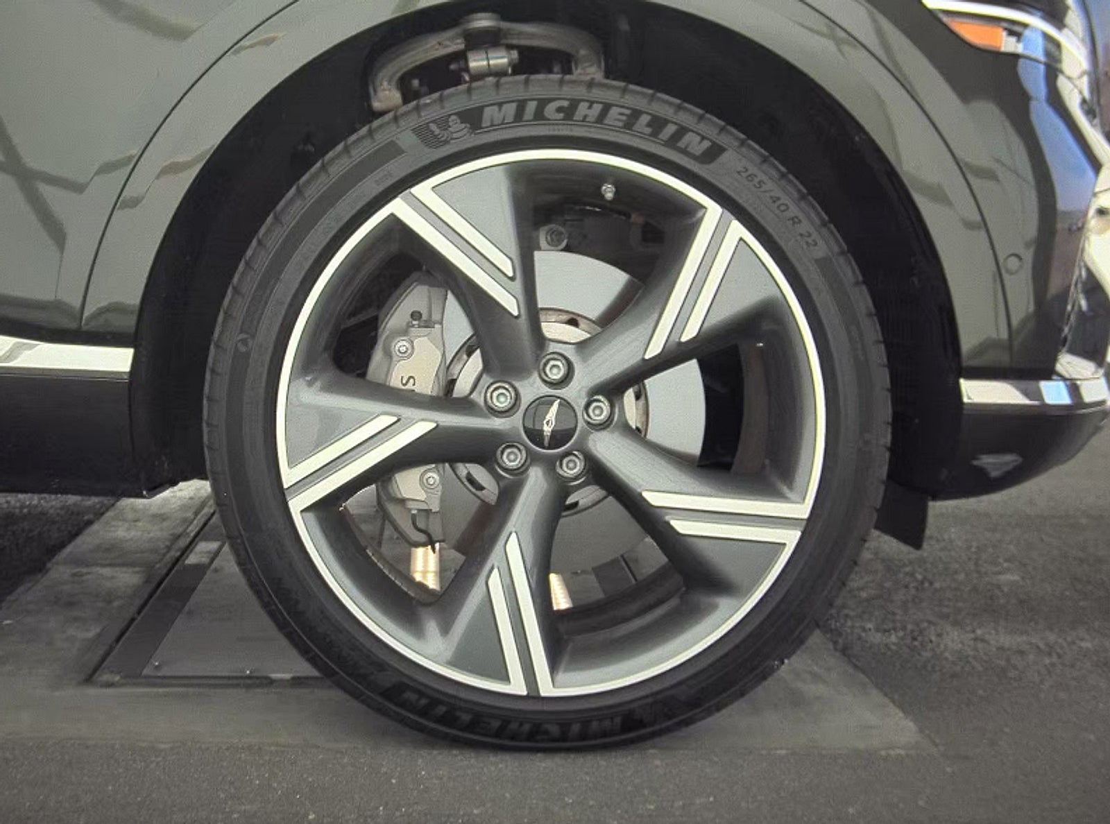 2025 Genesis GV80 2.5T Prestige AWD