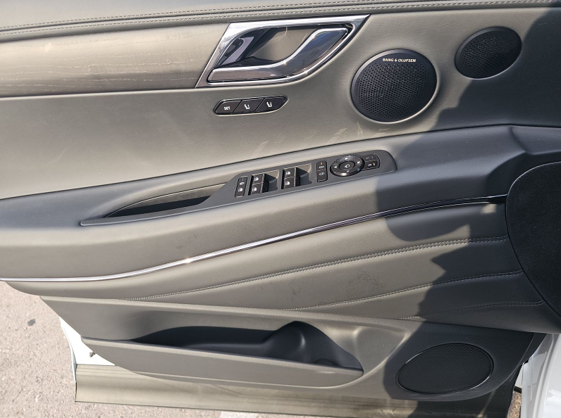 2026 Genesis GV80 3.5T Prestige Black AWD