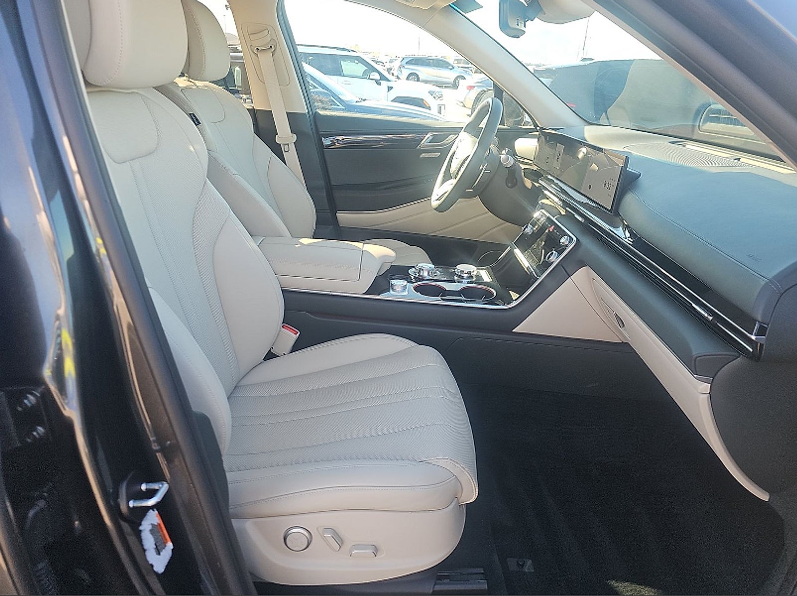 2025 Genesis GV80 2.5T Standard AWD