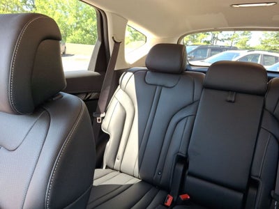 2025 Genesis GV80 2.5T Standard AWD