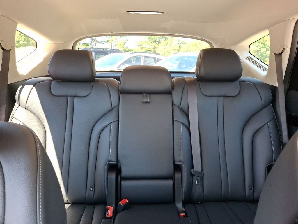 2025 Genesis GV80 2.5T Standard AWD