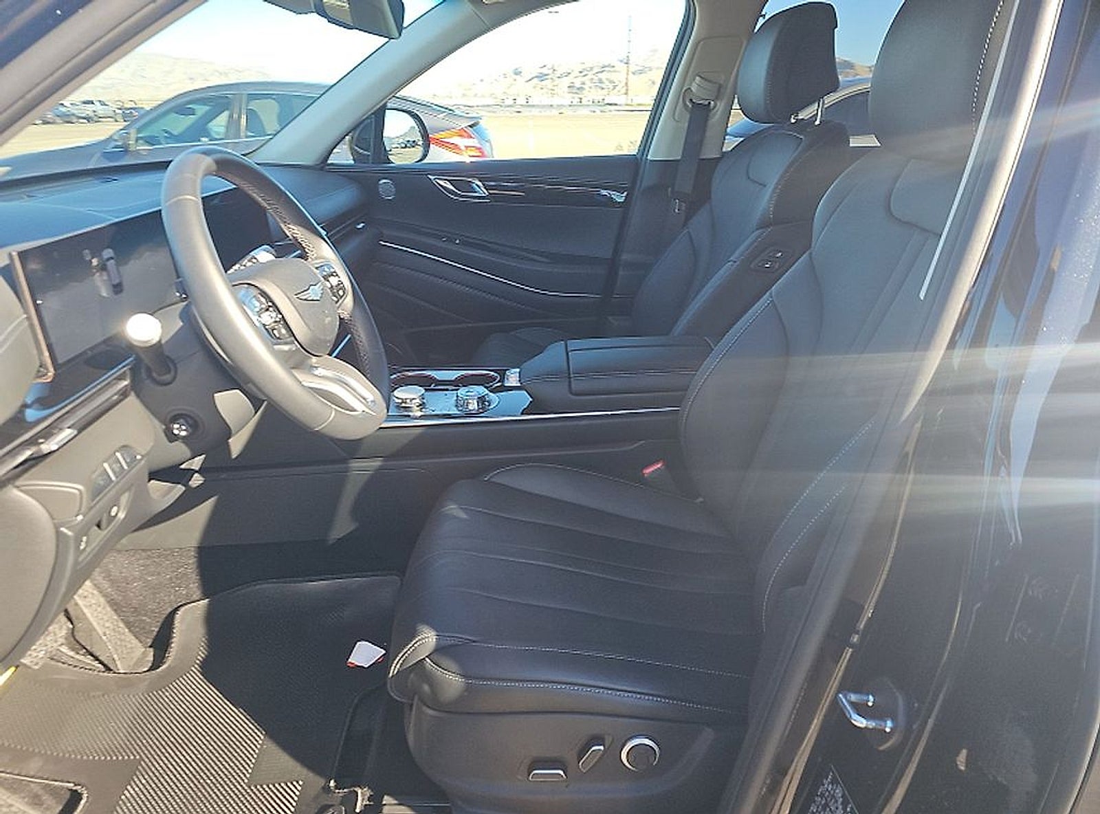 2025 Genesis GV80 2.5T Standard AWD