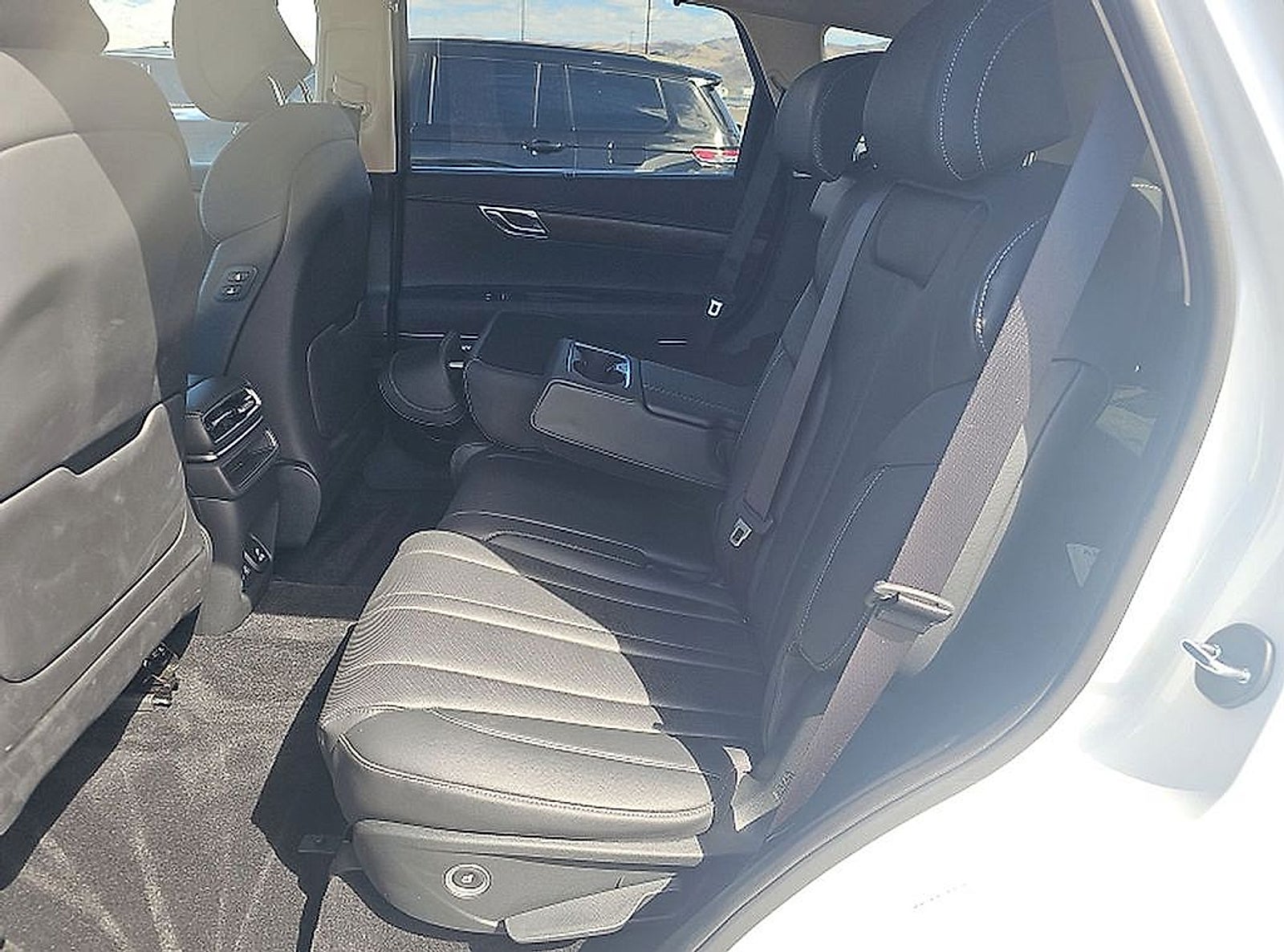 2025 Genesis GV80 2.5T Select AWD