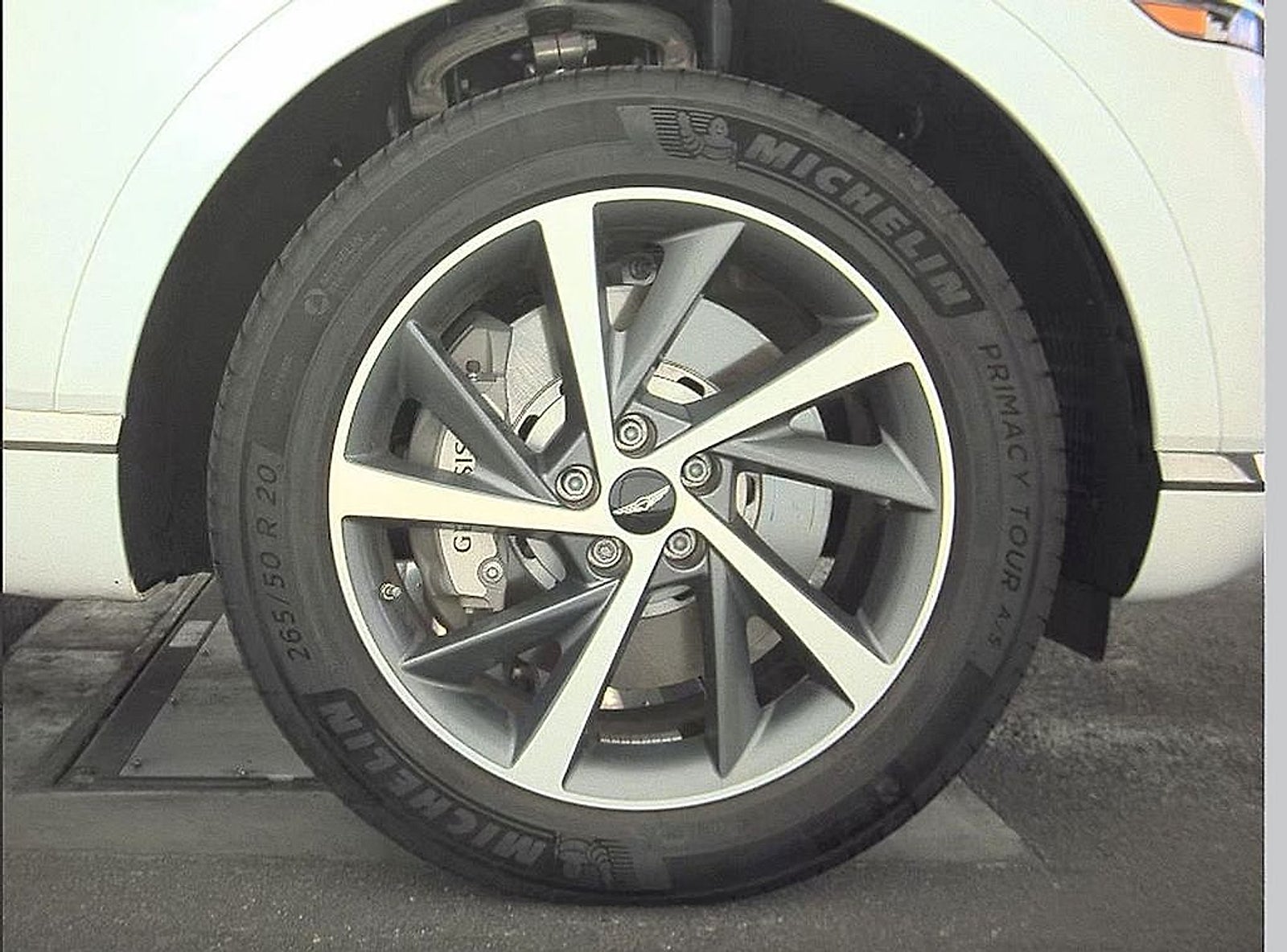 2025 Genesis GV80 2.5T Select AWD