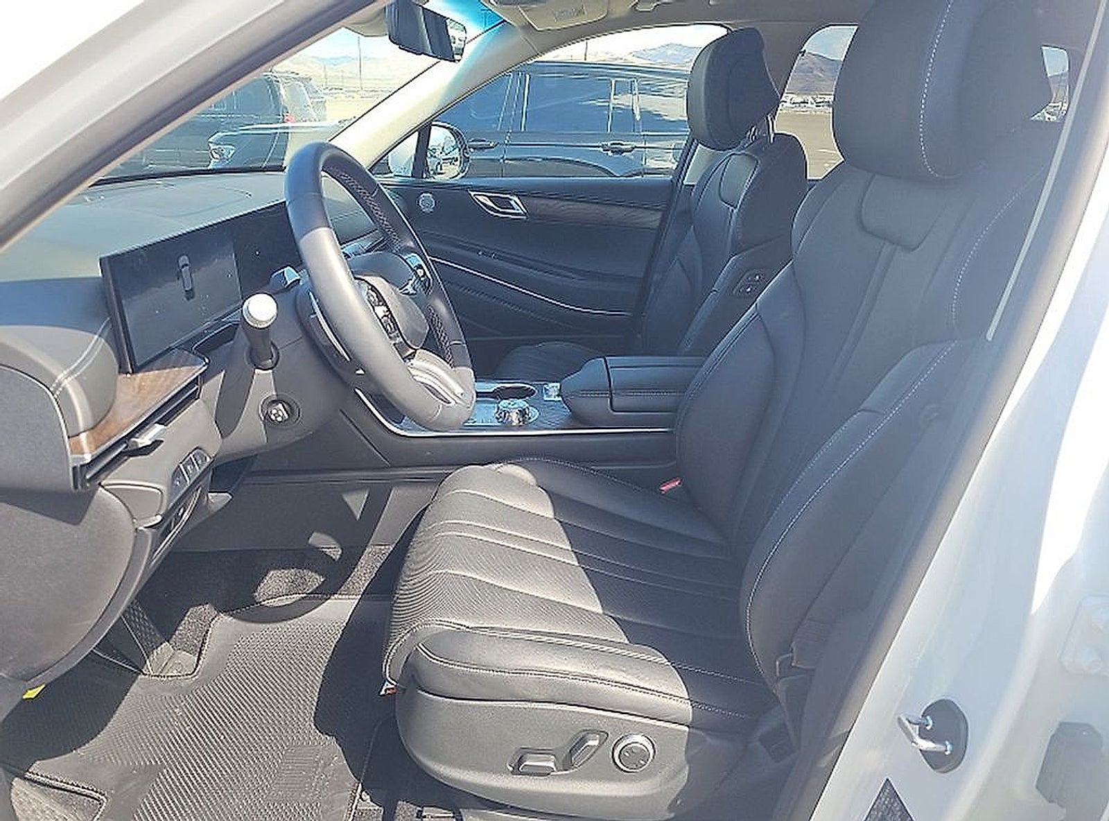 2025 Genesis GV80 2.5T Select AWD