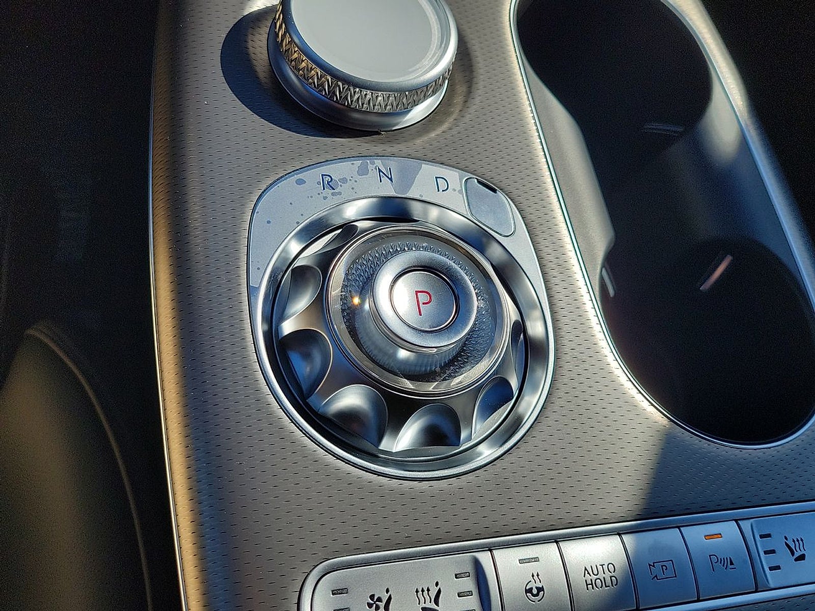 2024 Genesis GV60 Advanced AWD