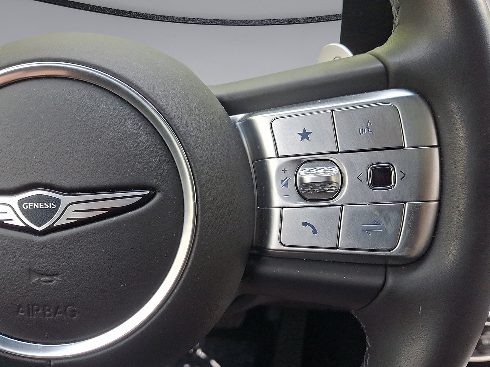 2025 Genesis GV60 Advanced AWD