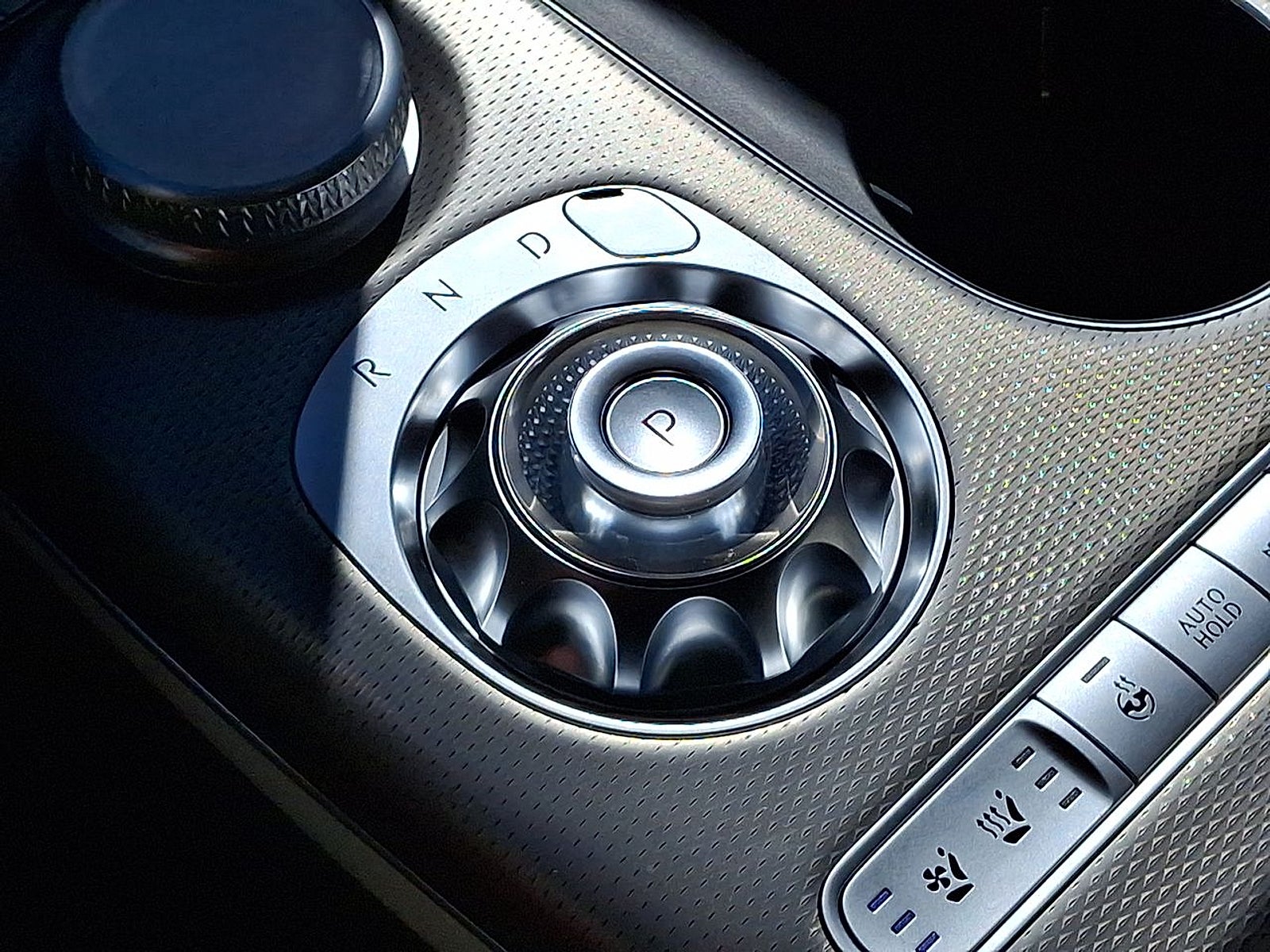 2024 Genesis GV60 Advanced AWD