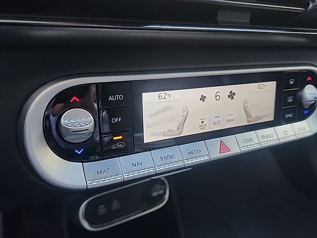 2023 Genesis GV60 Advanced AWD