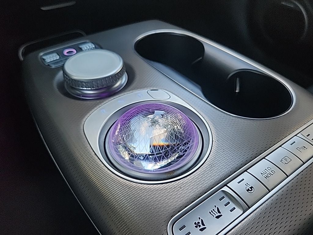 2023 Genesis GV60 Advanced AWD