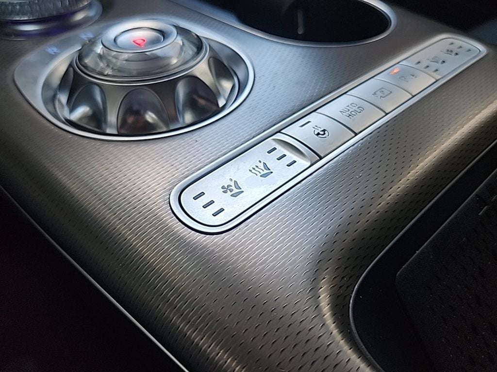 2023 Genesis GV60 Advanced AWD