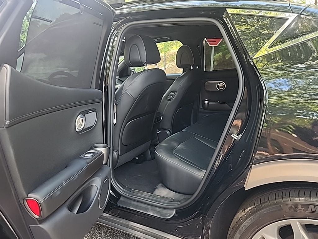 2023 Genesis GV60 Advanced AWD