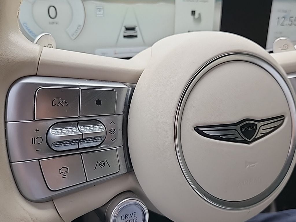 2023 Genesis GV60 Advanced AWD