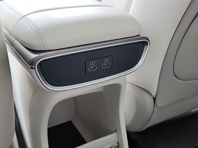 2023 Genesis GV60 Advanced AWD