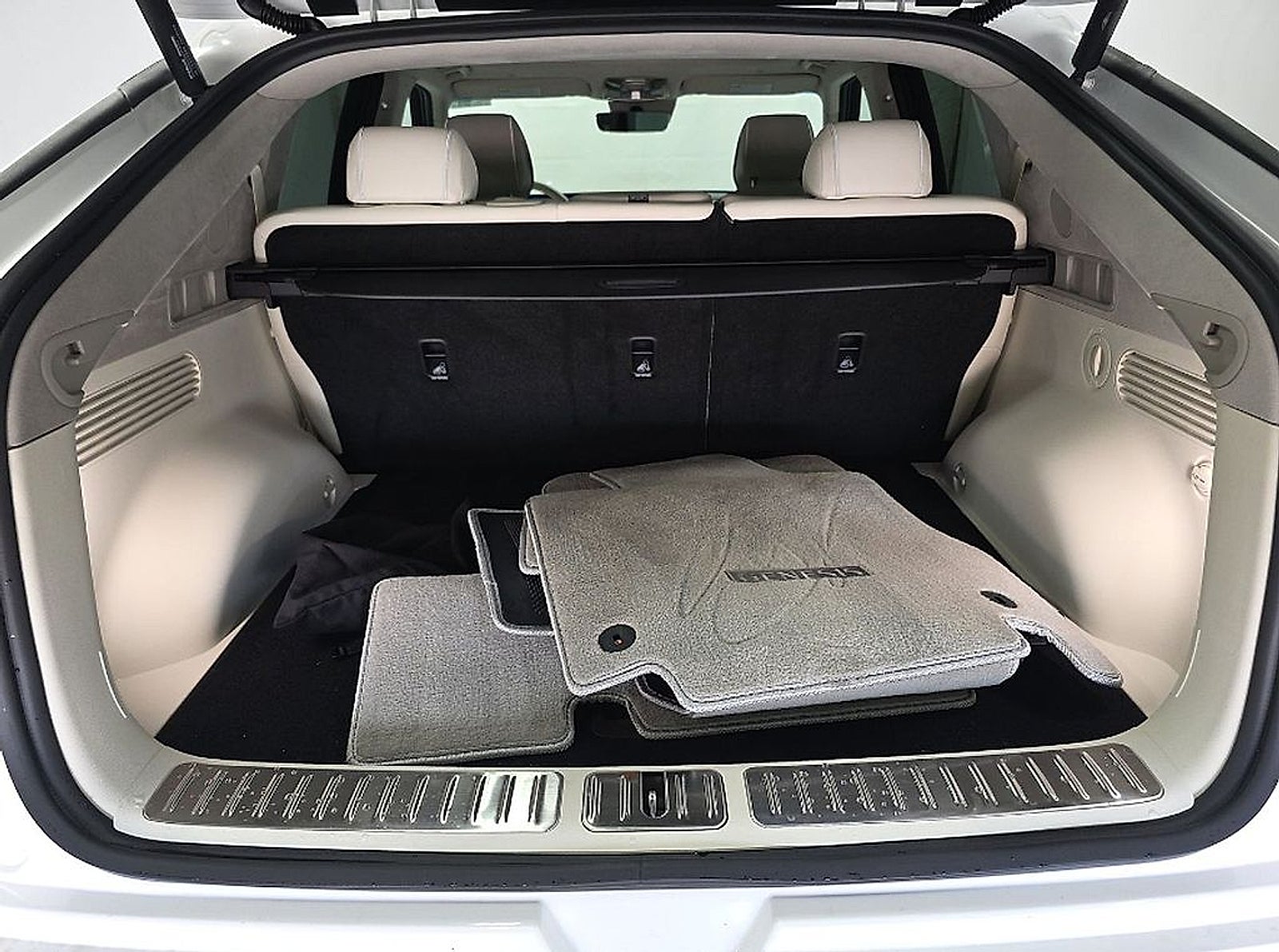 2025 Genesis GV60 Performance AWD