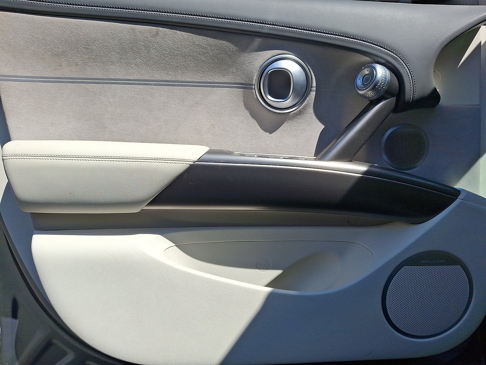 2023 Genesis GV60 Performance AWD