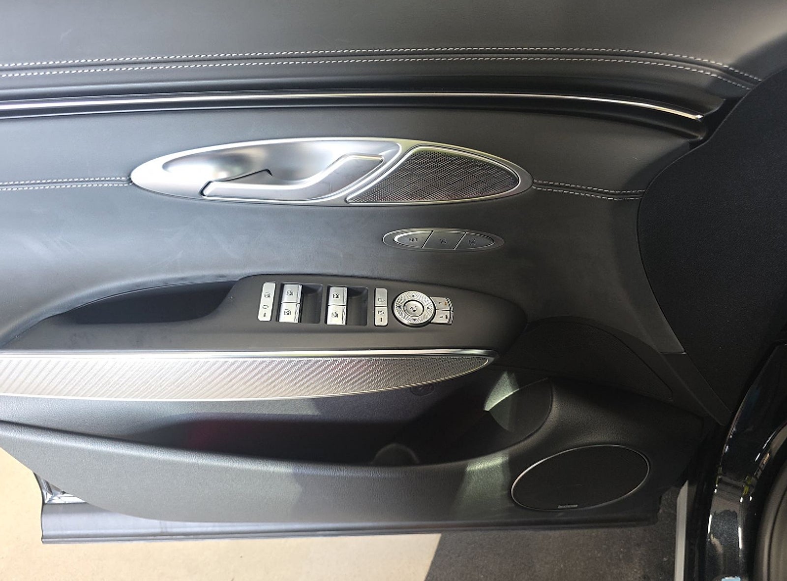2025 Genesis GV70 2.5T AWD