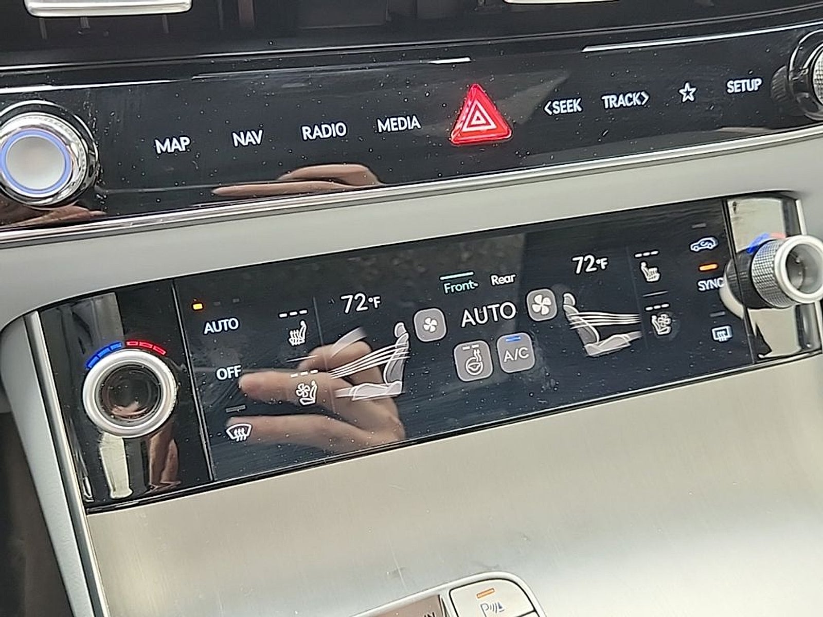 2026 Genesis GV70 2.5T Advanced