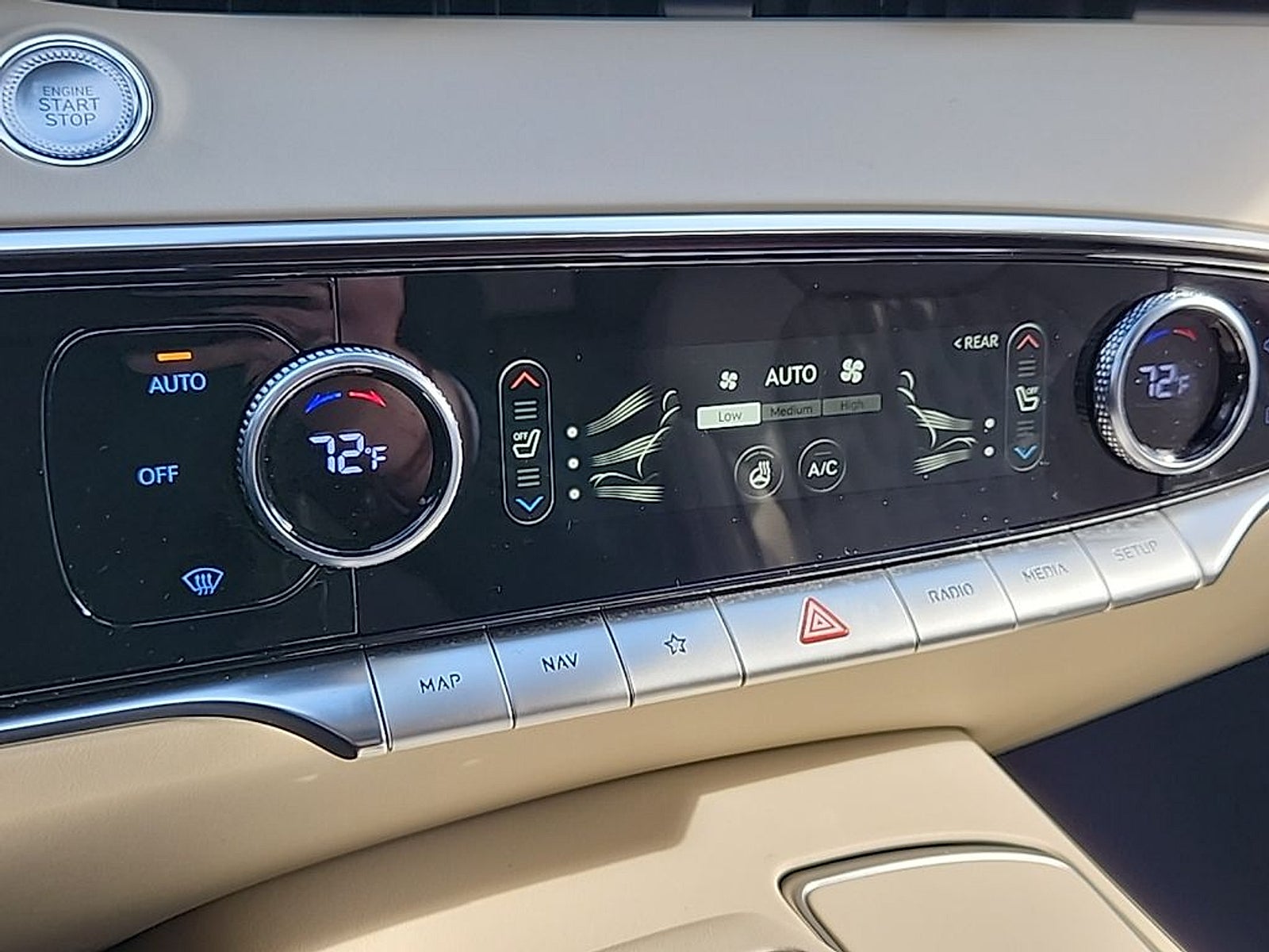 2025 Genesis GV70 3.5T AWD Sport