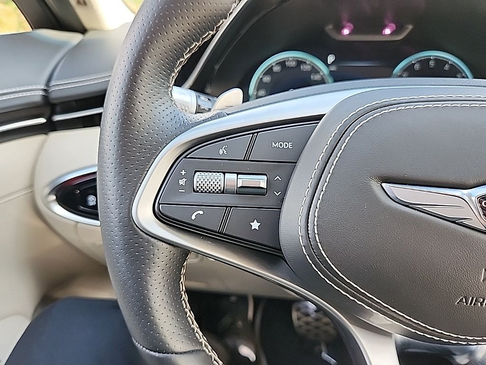 2025 Genesis GV70 3.5T AWD Sport