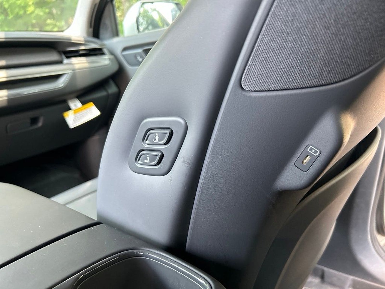 2024 Kia EV9 Light Short Range
