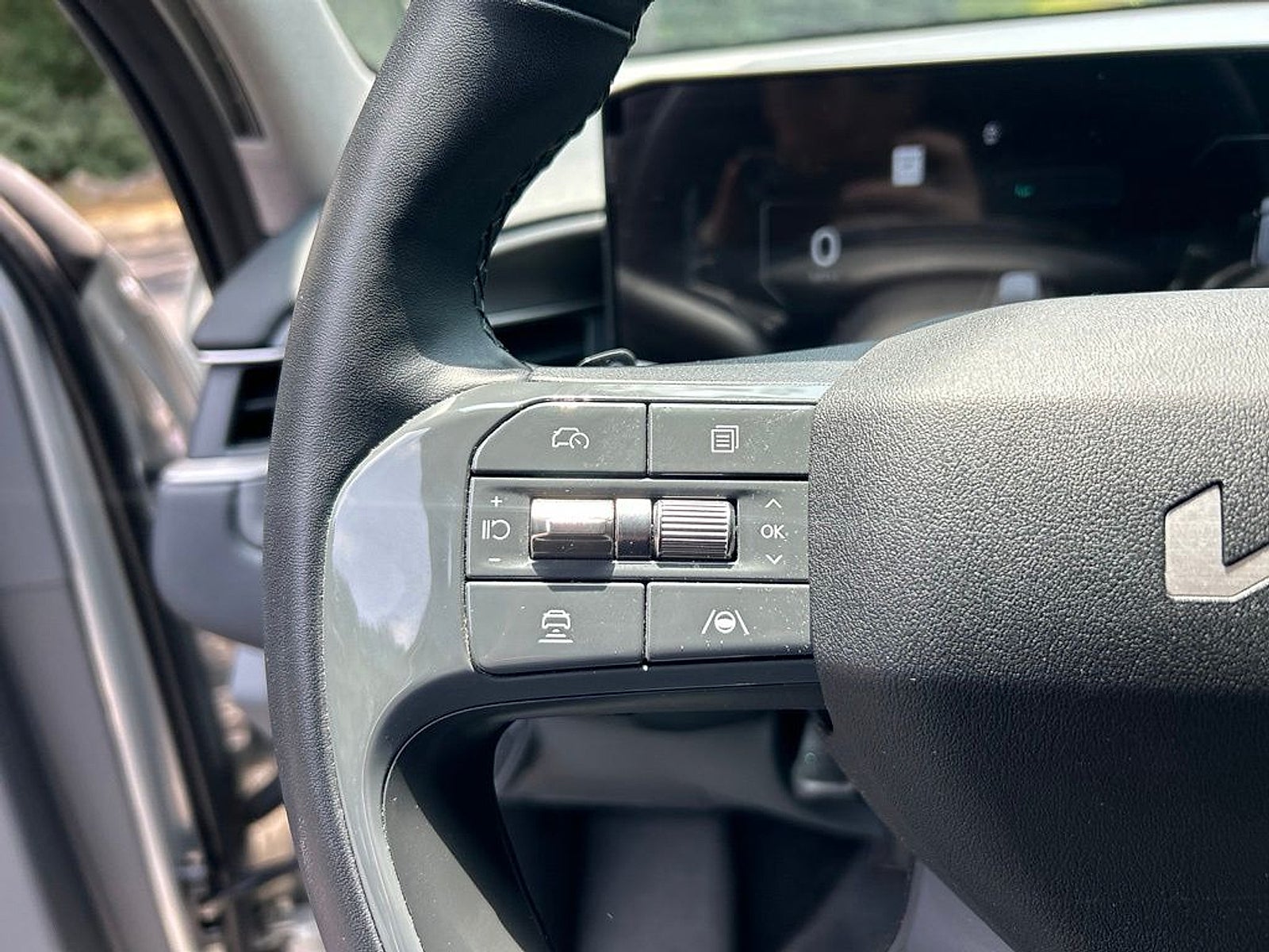 2024 Kia EV9 Light Short Range