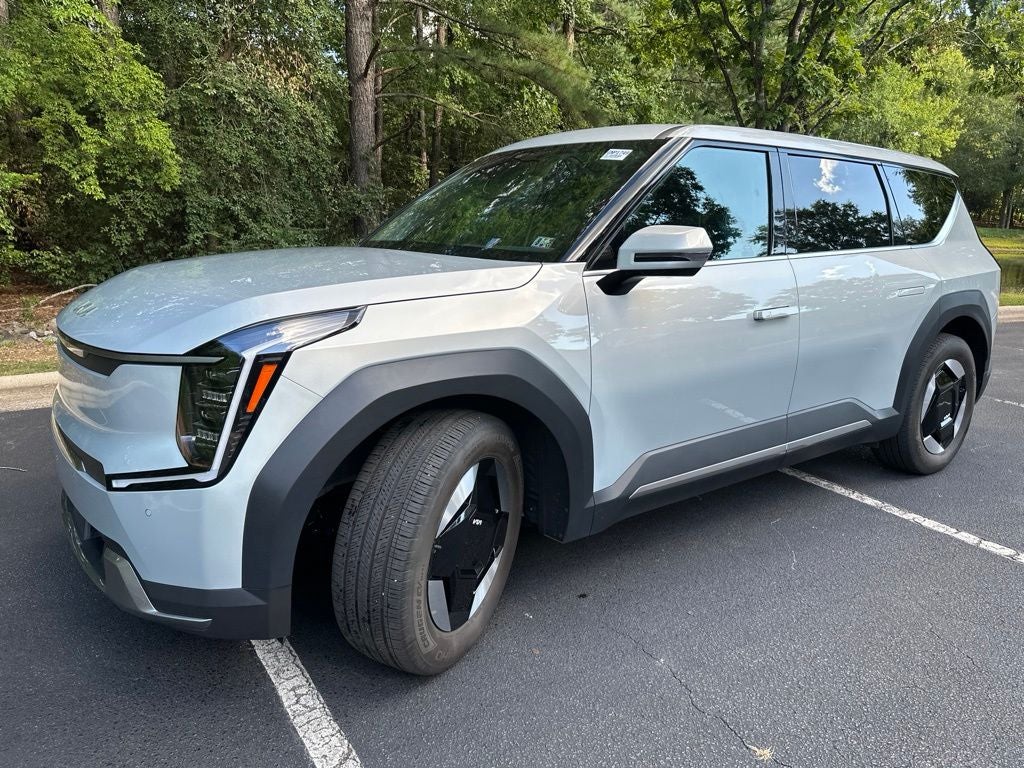 2024 Kia EV9 Light Long Range