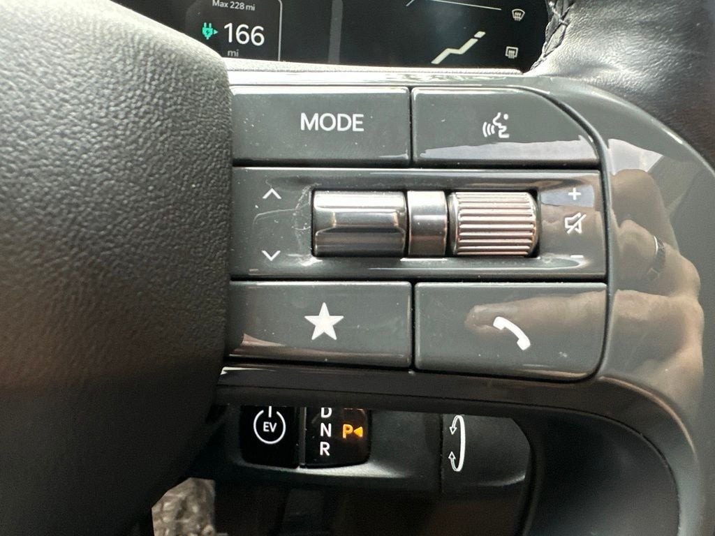 2024 Kia EV9 Land