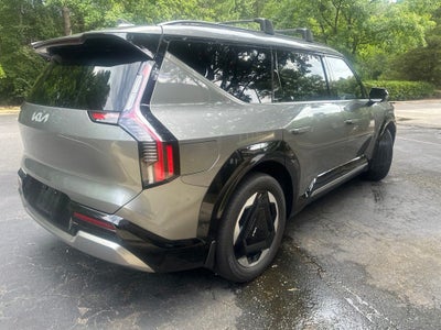 2024 Kia EV9 Land