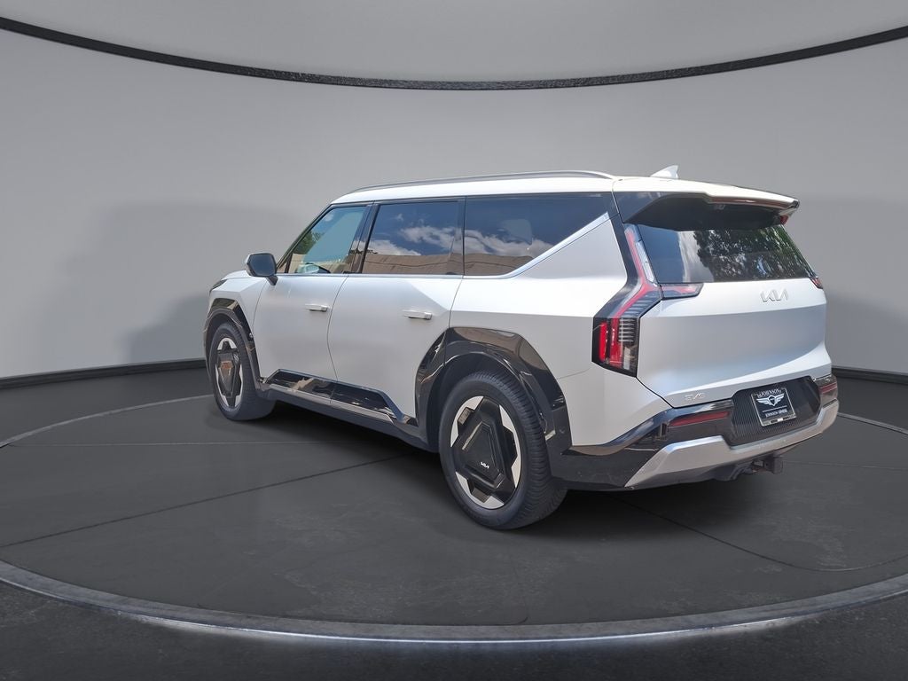 2024 Kia EV9 Land