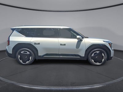 2024 Kia EV9 Land