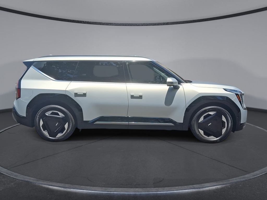 2024 Kia EV9 Land