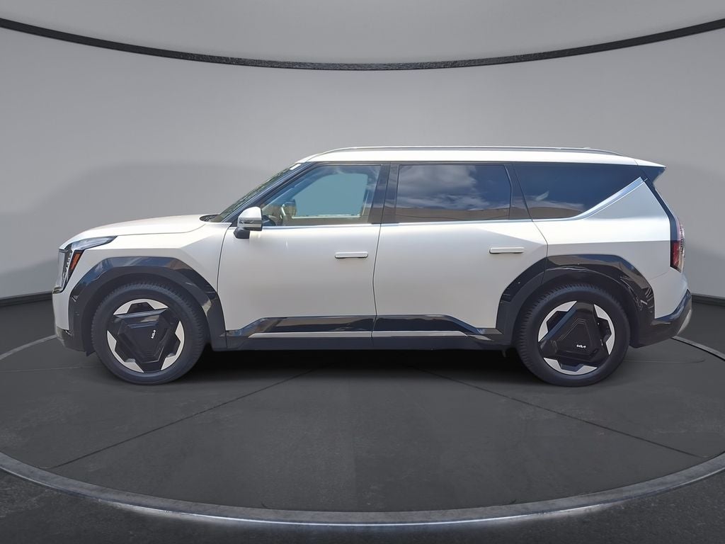 2024 Kia EV9 Land