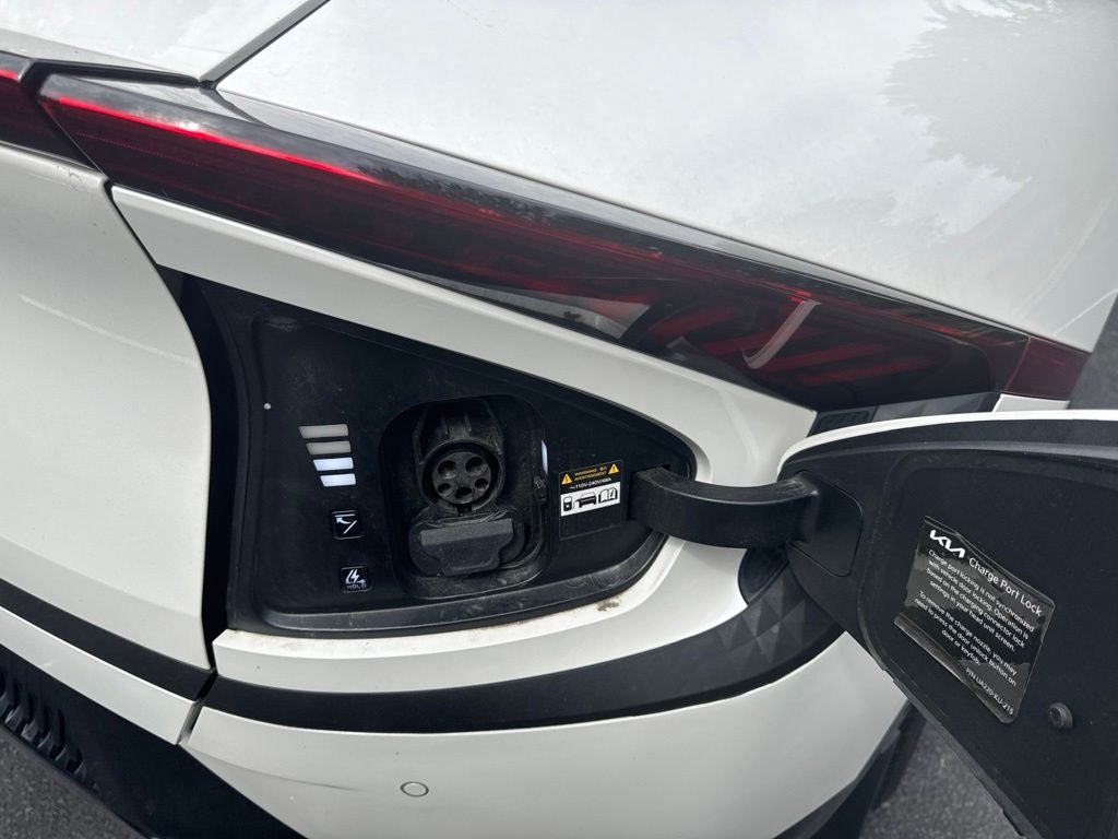 2024 Kia EV6 Wind