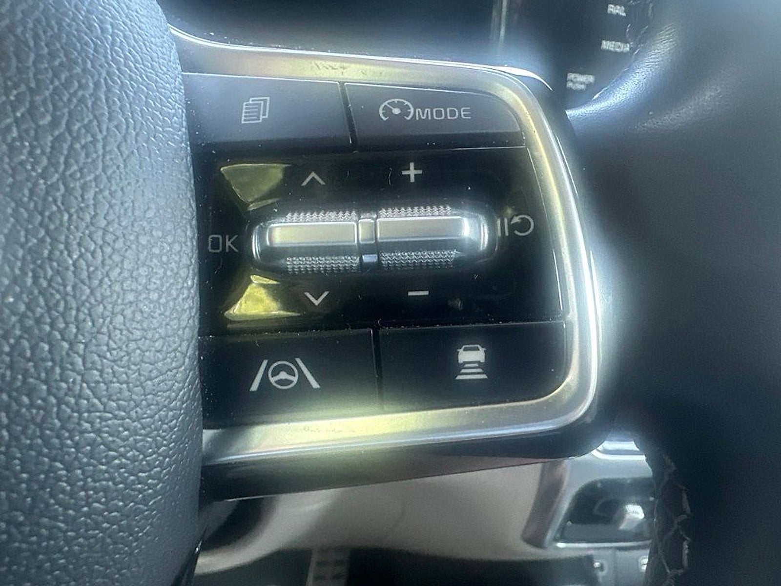 2025 Kia Sorento Hybrid SX Prestige