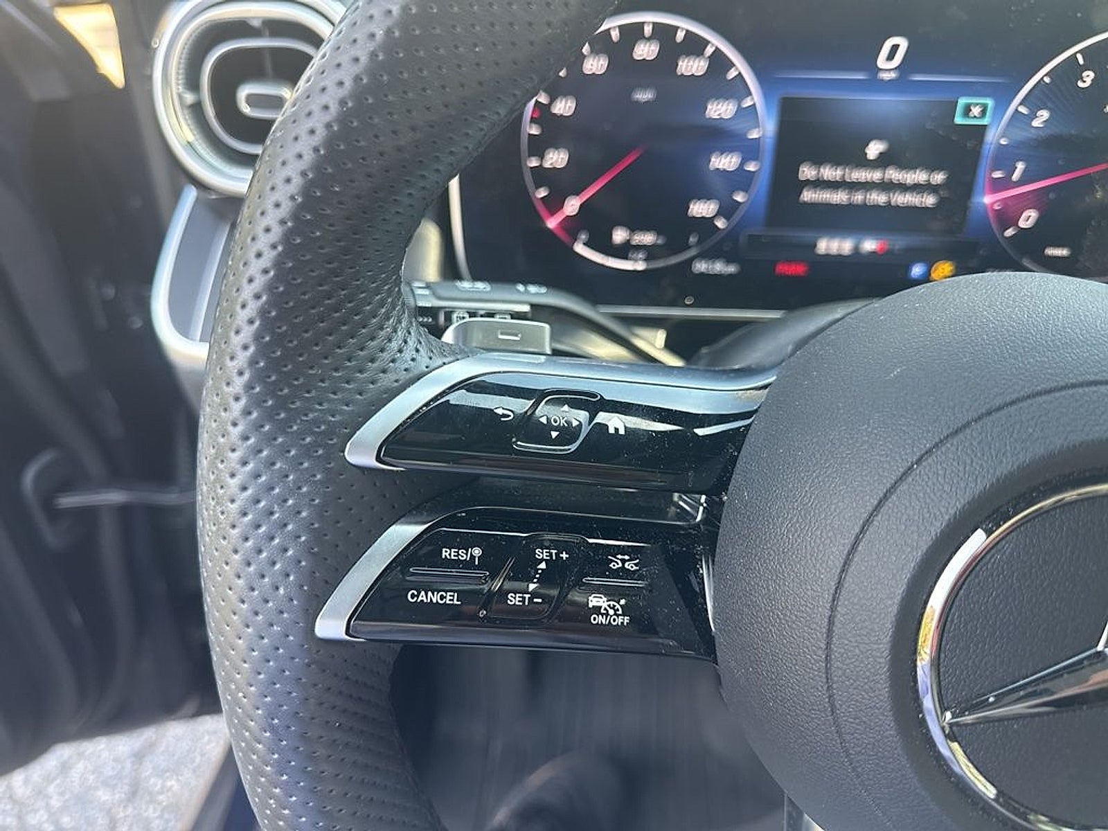 2023 Mercedes-Benz GLC 300 4MATIC® SUV